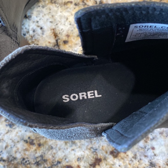 Sorel Cate Cutout Suede & Pebbled Leather Booties - Picture 4 of 8